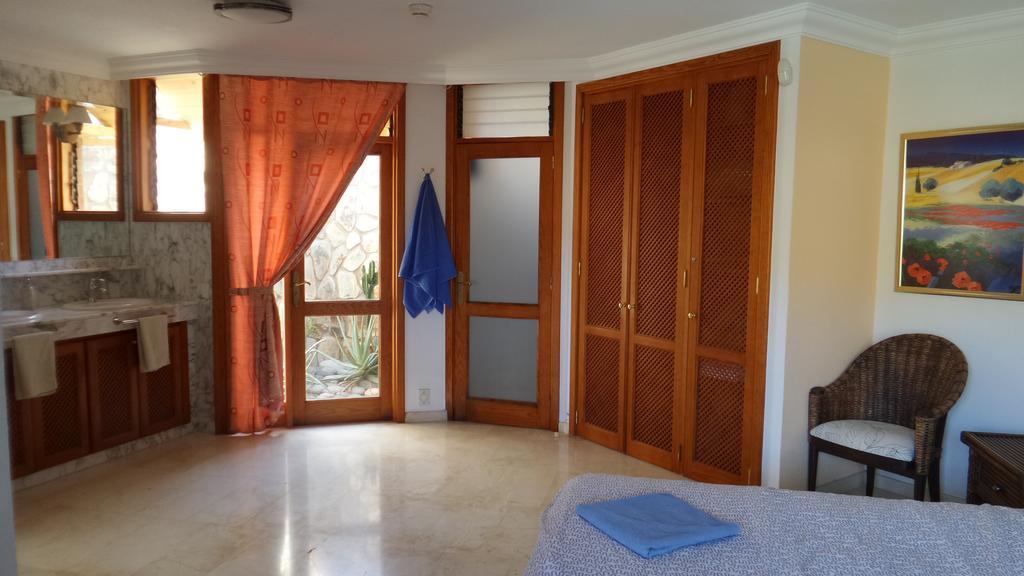 Bungalow 21 Tauro La Playa de Tauro Kültér fotó